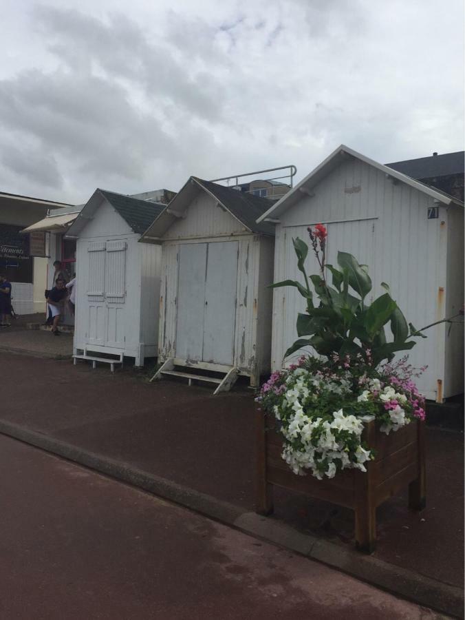 Maison De Pecheur 30M De La Plage 吕克索梅 外观 照片